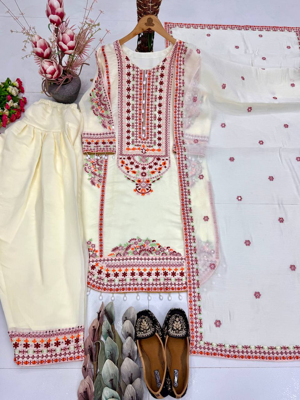 Mul Chanderi Mirror Suit