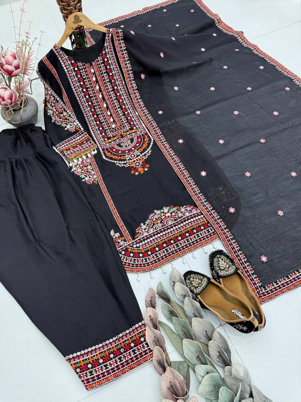 Mul Chanderi Mirror Suit