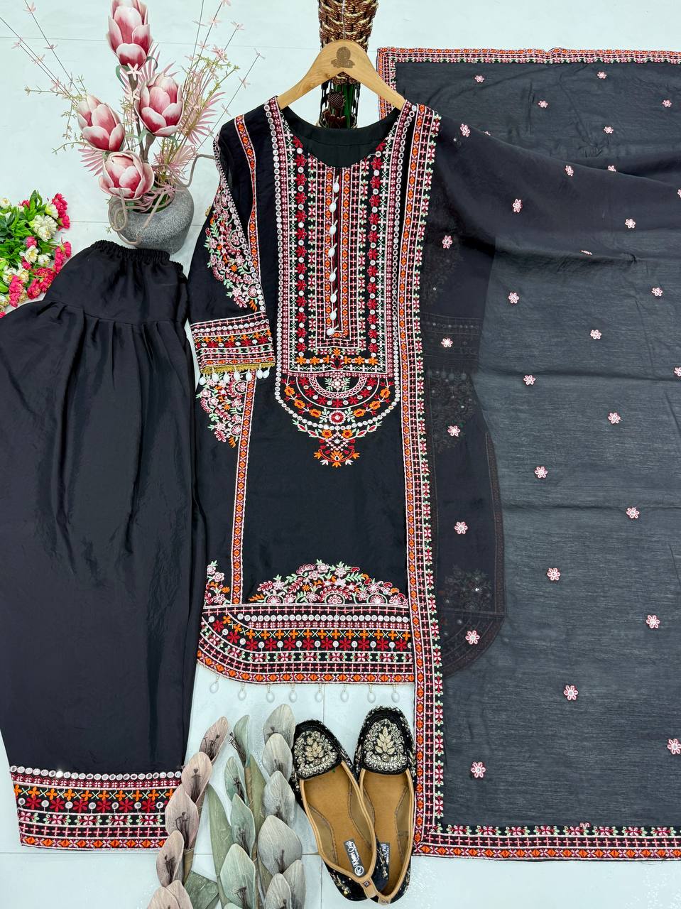 Mul Chanderi Mirror Suit