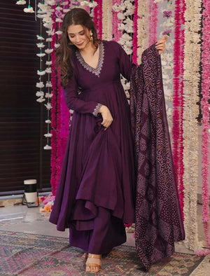 Wine Mirrorwork V-Neck Kurta