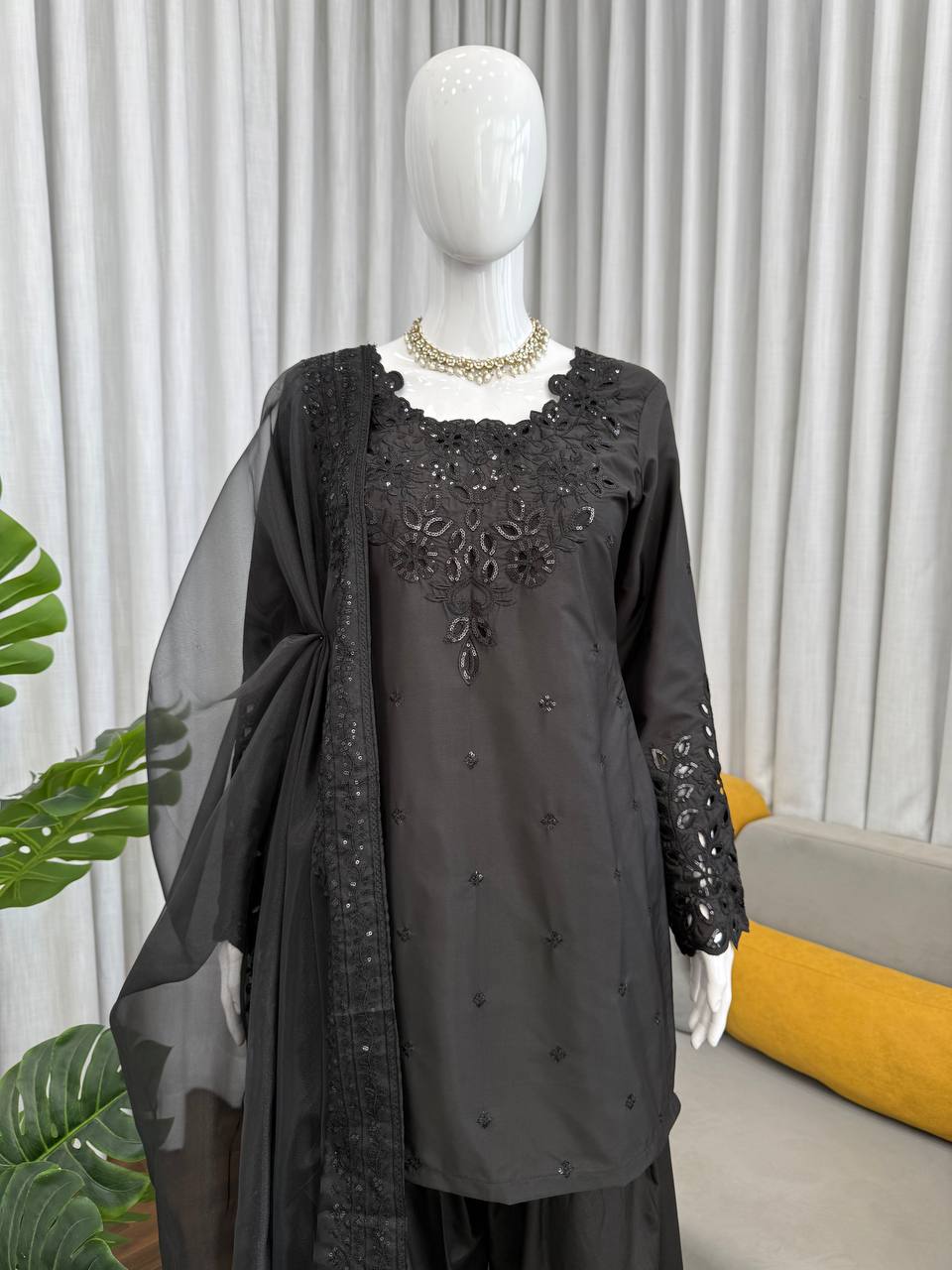 Natural Crepe Kurta Farshi Salwar With Dupatta