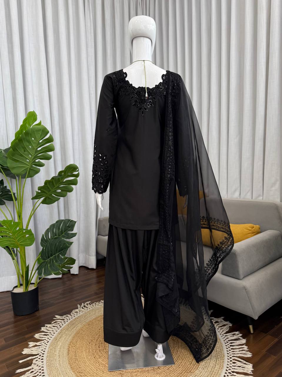 Natural Crepe Kurta Farshi Salwar With Dupatta