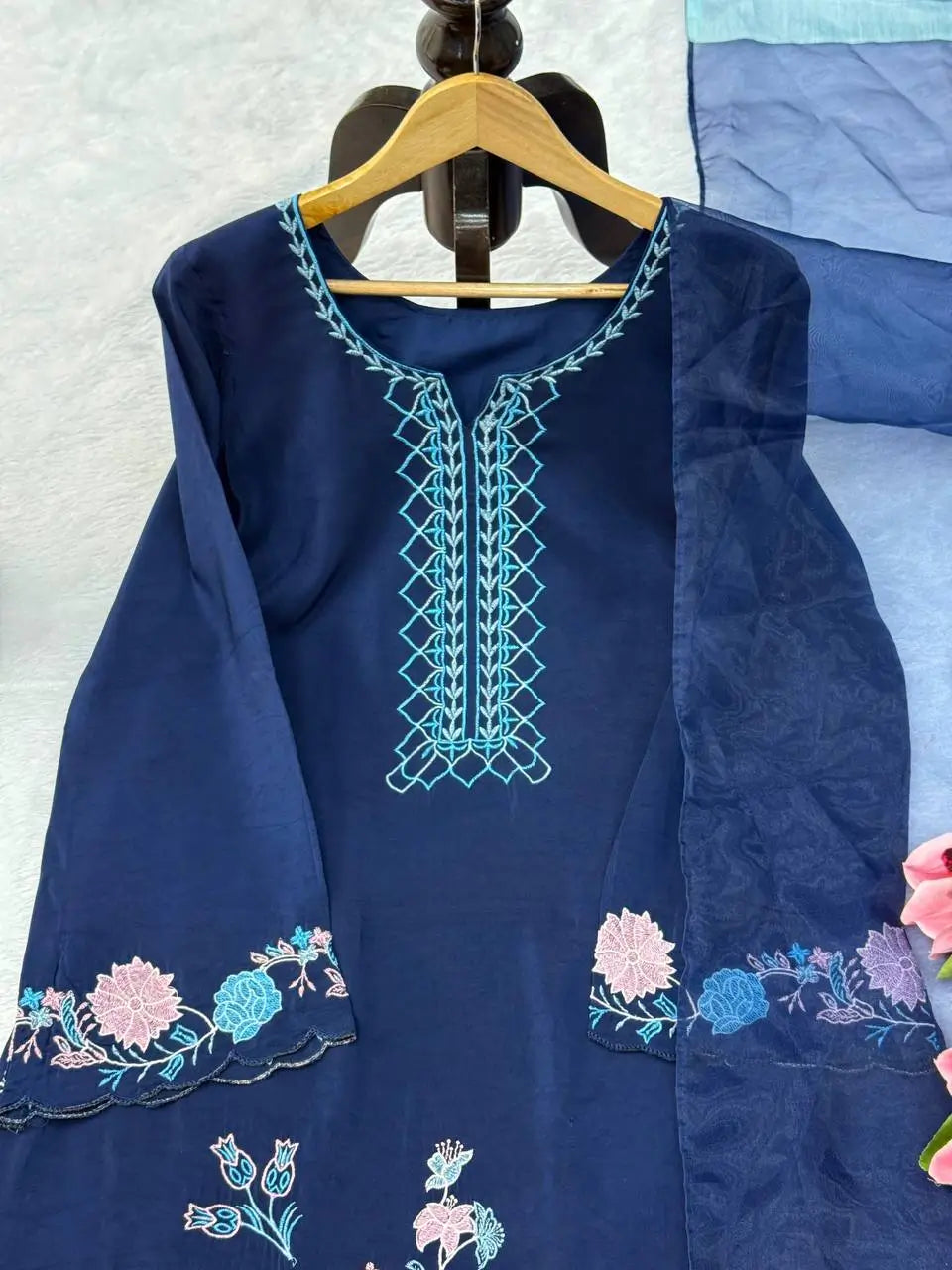 Navy Floral Threadwork Kaftan