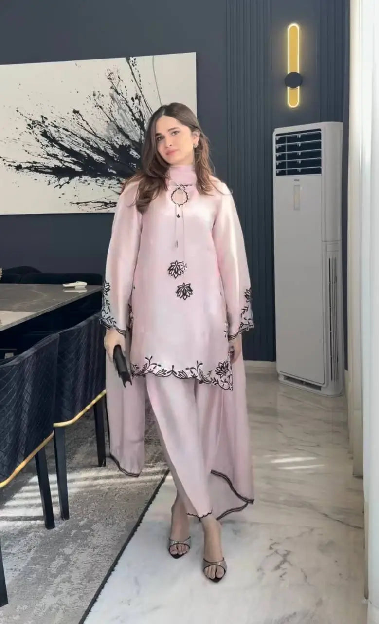Noor Threadwork Crepe Silk Farshi Salwar Set for Festive and Family Occasions