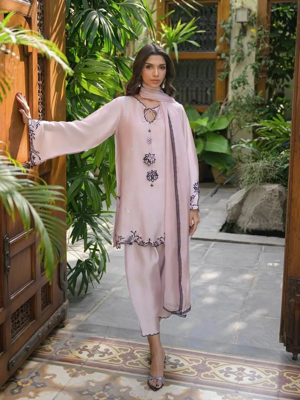 Noor Threadwork Crepe Silk Farshi Salwar Set for Festive and Family Occasions