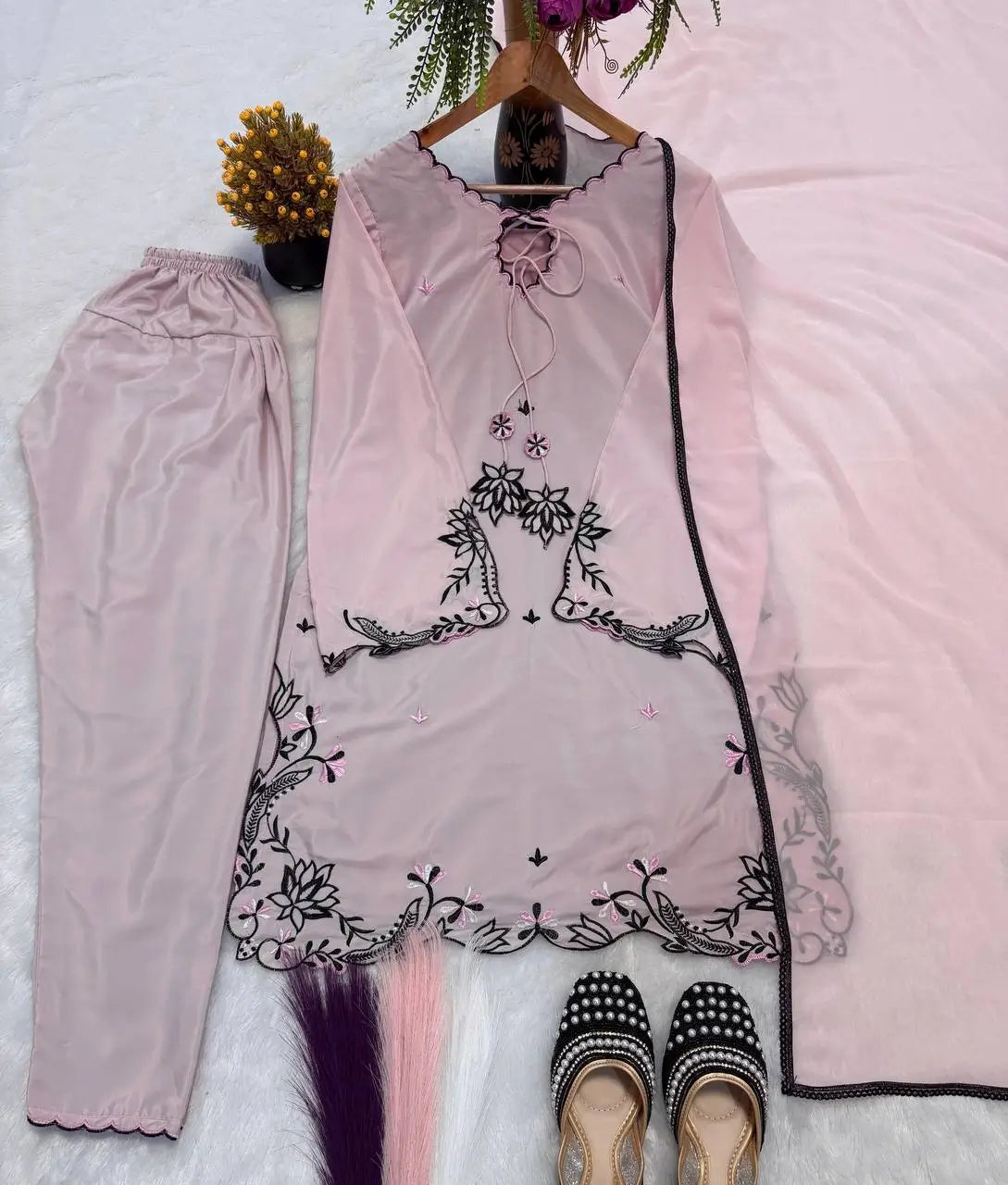 Noor Threadwork Crepe Silk Farshi Salwar Set for Festive and Family Occasions