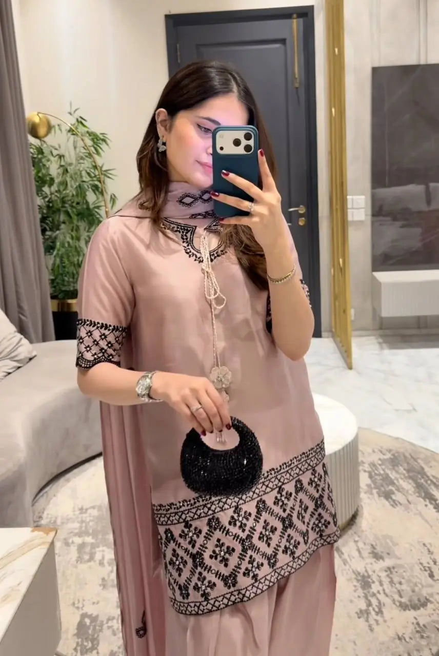Noor Threadwork Crepe Silk Farshi Salwar Set for Festive and Family Occasions