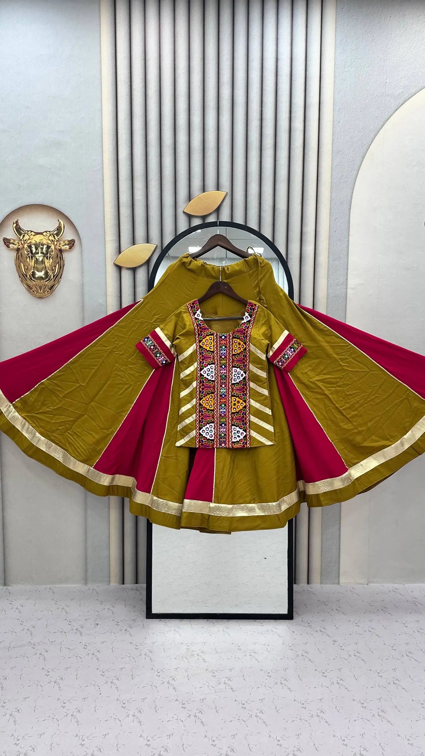 Onyx Kutchi Kediyu Lehenga