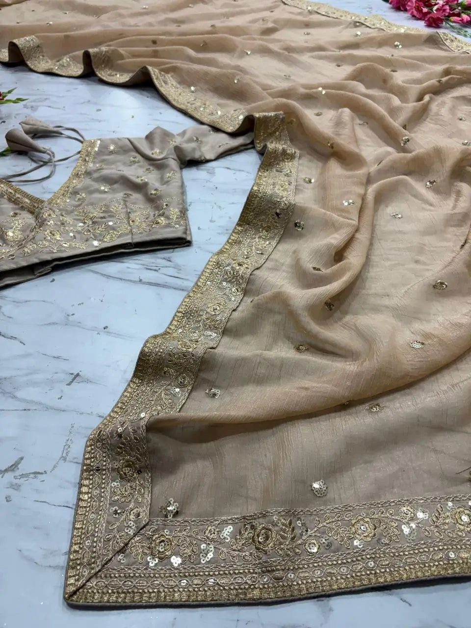 Premium Gold Crush Saree for Festive and Occasion Wear