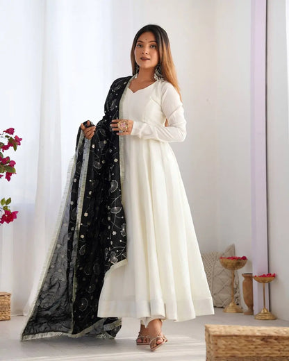 Premium Vichitra Silk Anarkali Set Backless Design with Contrast Dupatta