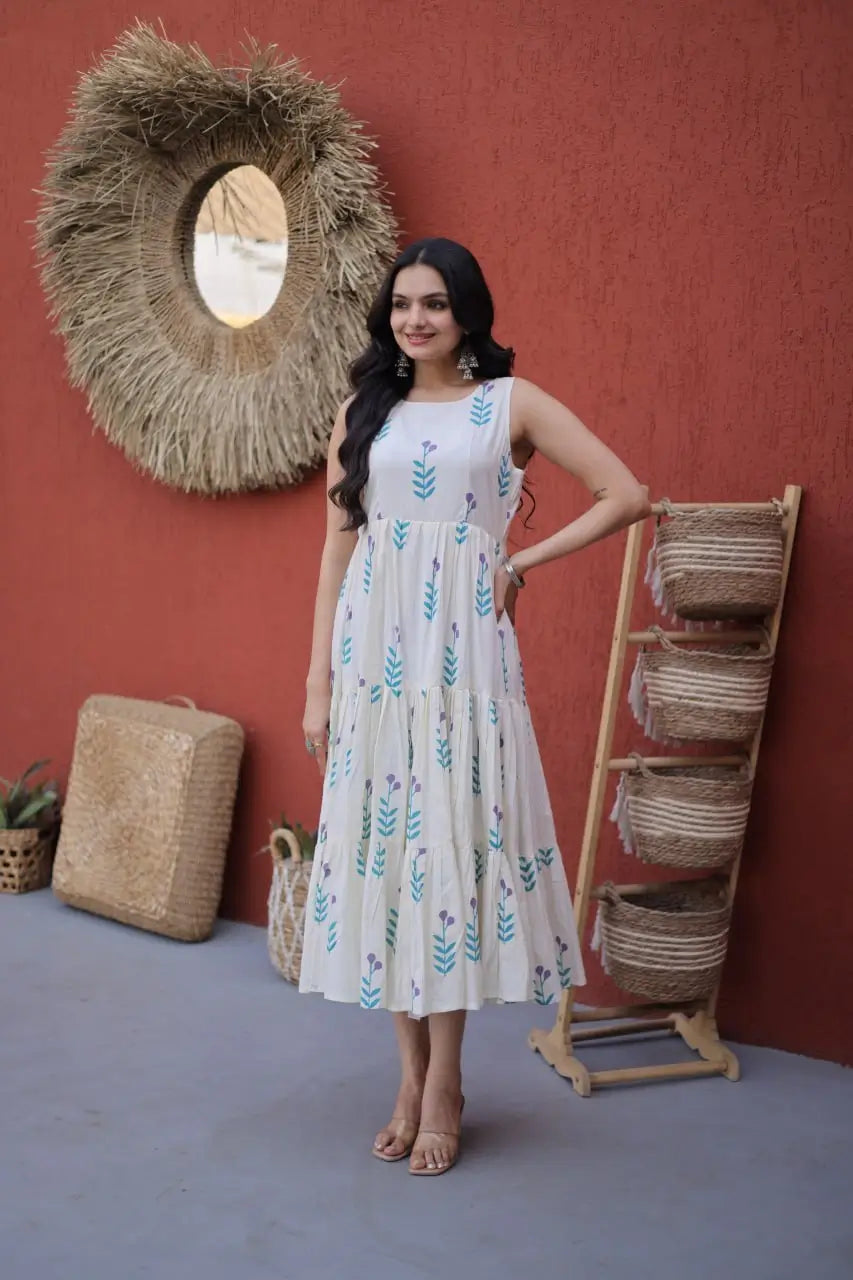 Printed Cotton Sleeveless Dress with Tiered Flair for Summer and Casual Wear