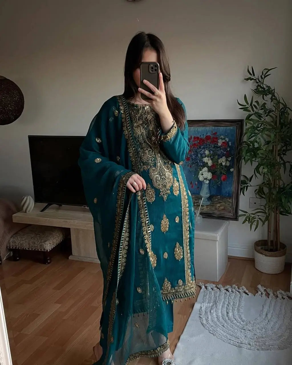 Pure Chinon Silk Embroidered Suit Set with Plazzo & Dupatta – Premium Festive & Party Wear
