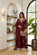 Rangoli Crush Zari Embroidery Kurta Set