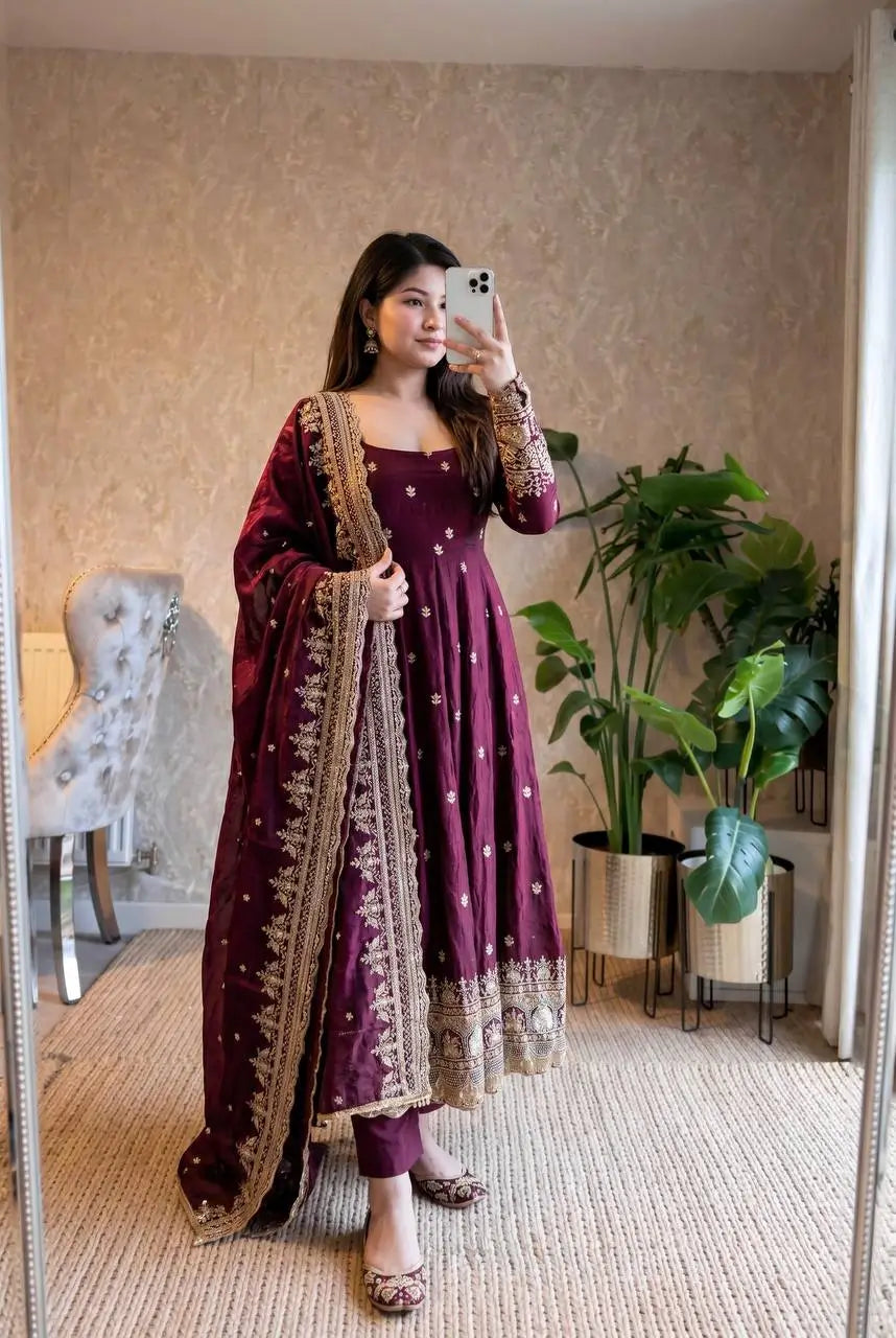 Ready to Wear Two Tone Anarkali Gown Set