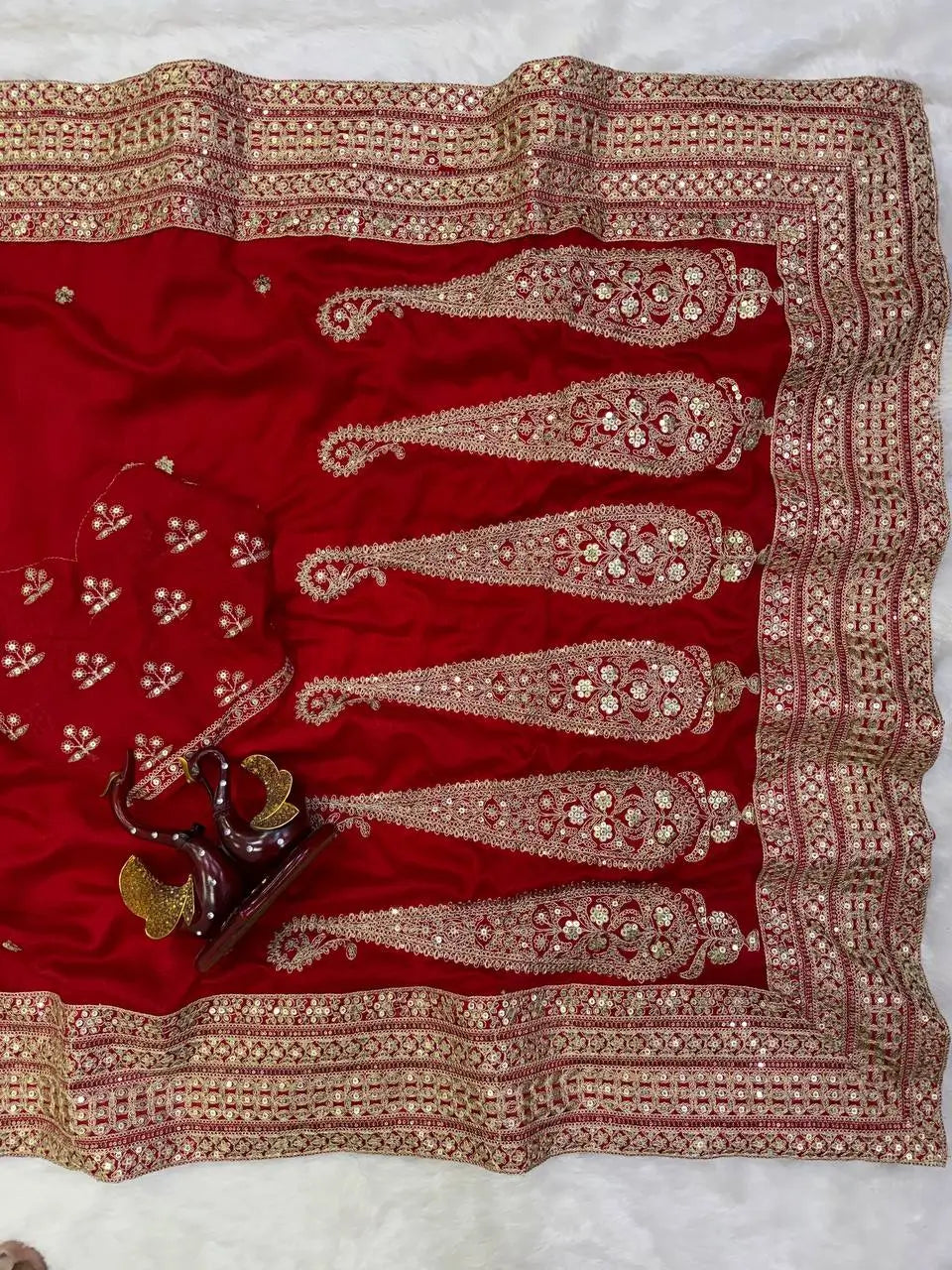 Red Sequin Dori Saree with Unstitched Blouse