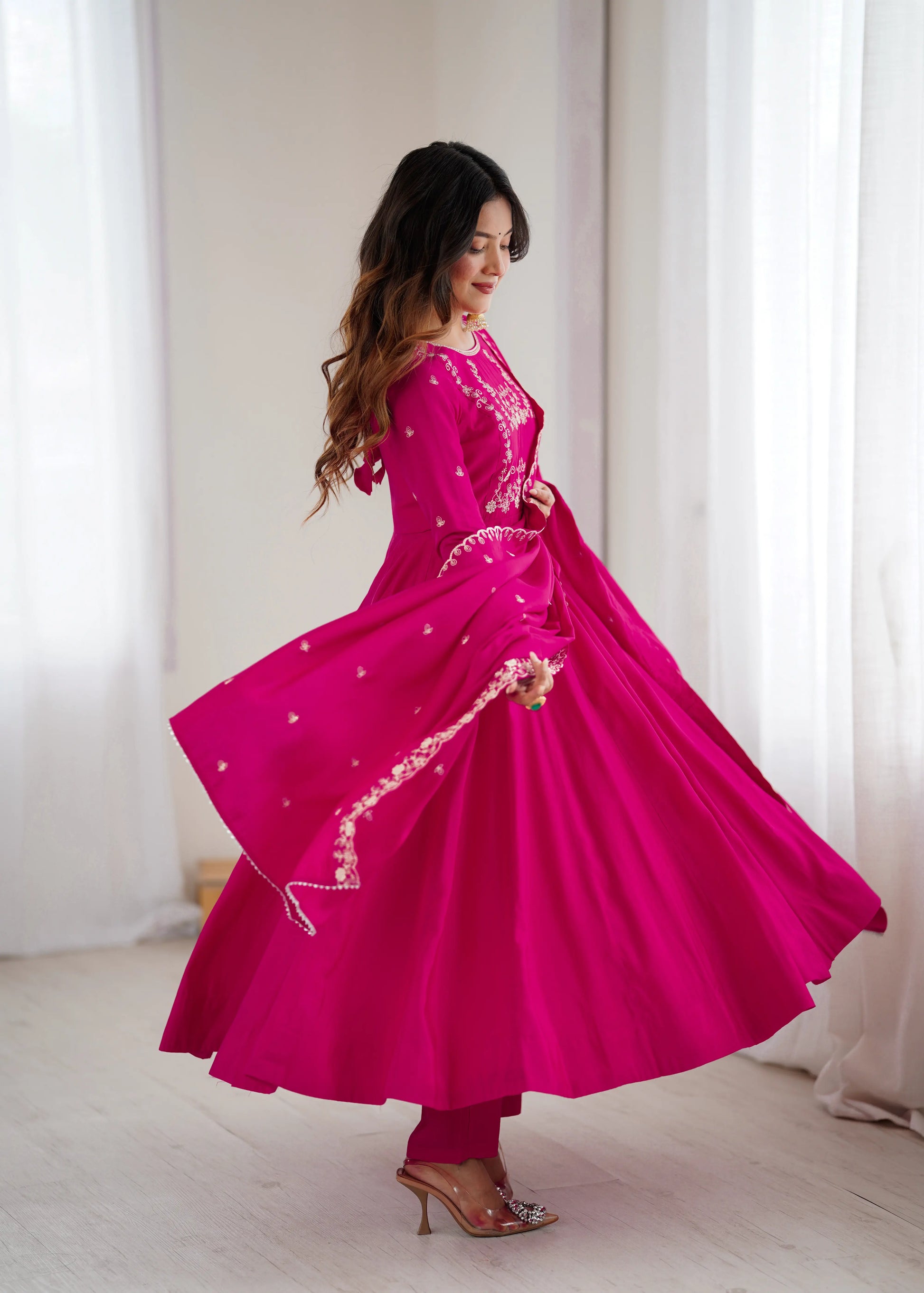 Roman Chanderi Silk Embroidered Anarkali Suit Set
