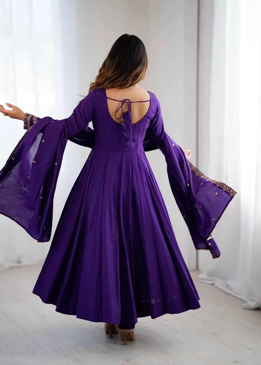 Roman Chanderi Silk Embroidered Anarkali Suit Set