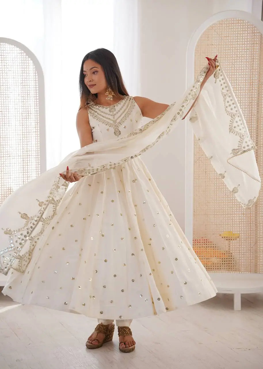 Roman Chanderi Silk Embroidered Anarkali Suit Set
