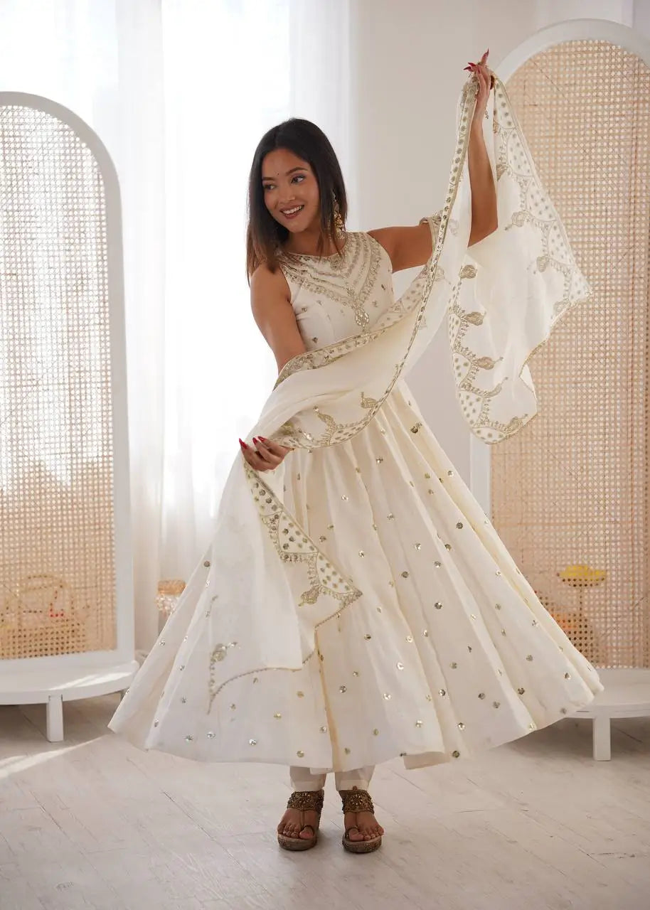 Roman Chanderi Silk Embroidered Anarkali Suit Set