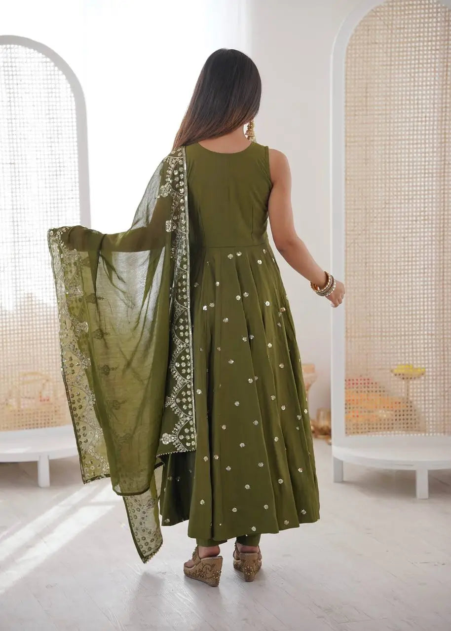 Roman Chanderi Silk Embroidered Anarkali Suit Set