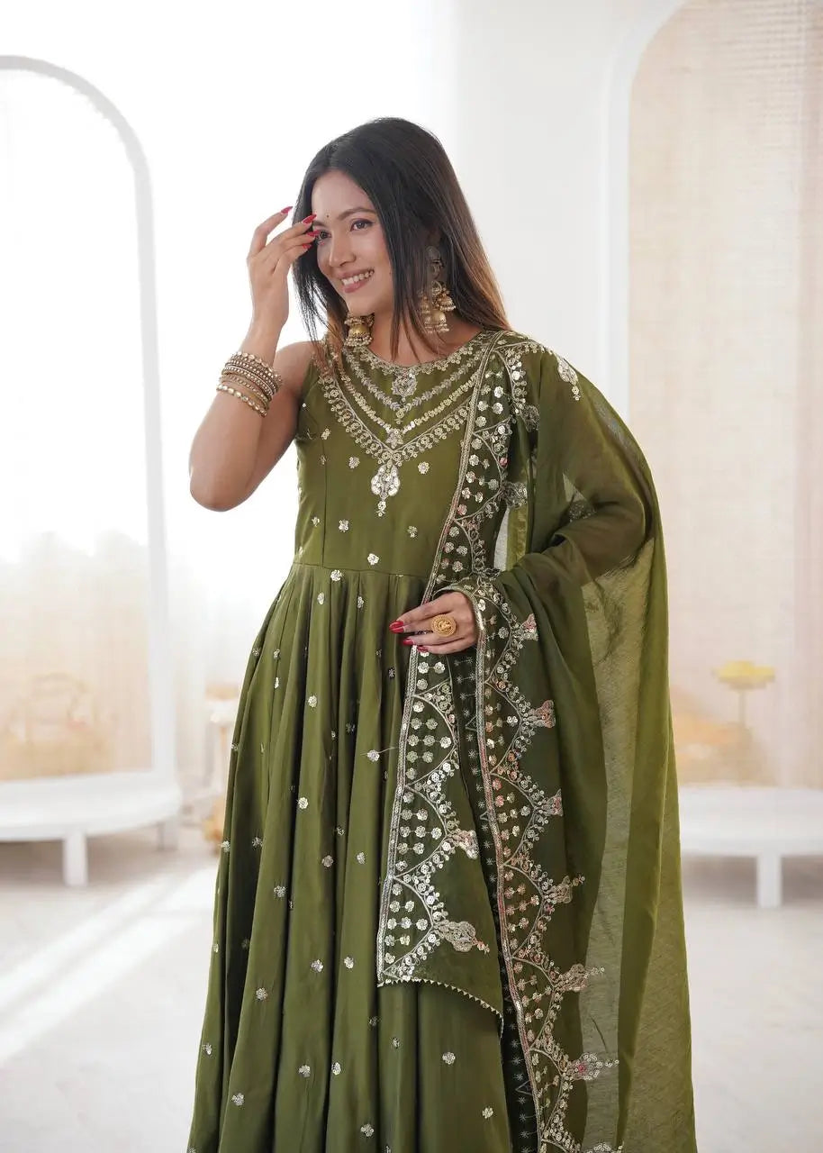 Roman Chanderi Silk Embroidered Anarkali Suit Set