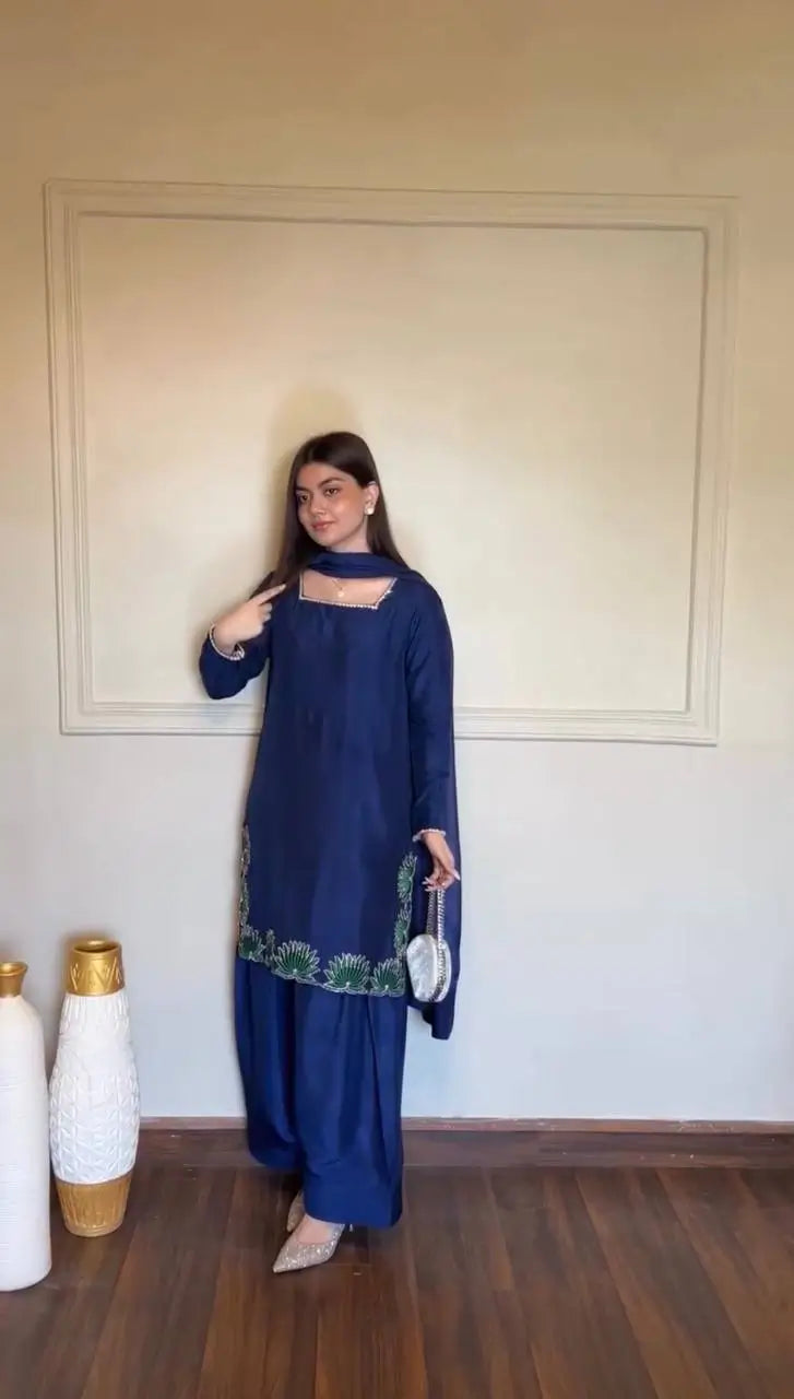 Sapphire Lotus American Silk Farshi Set