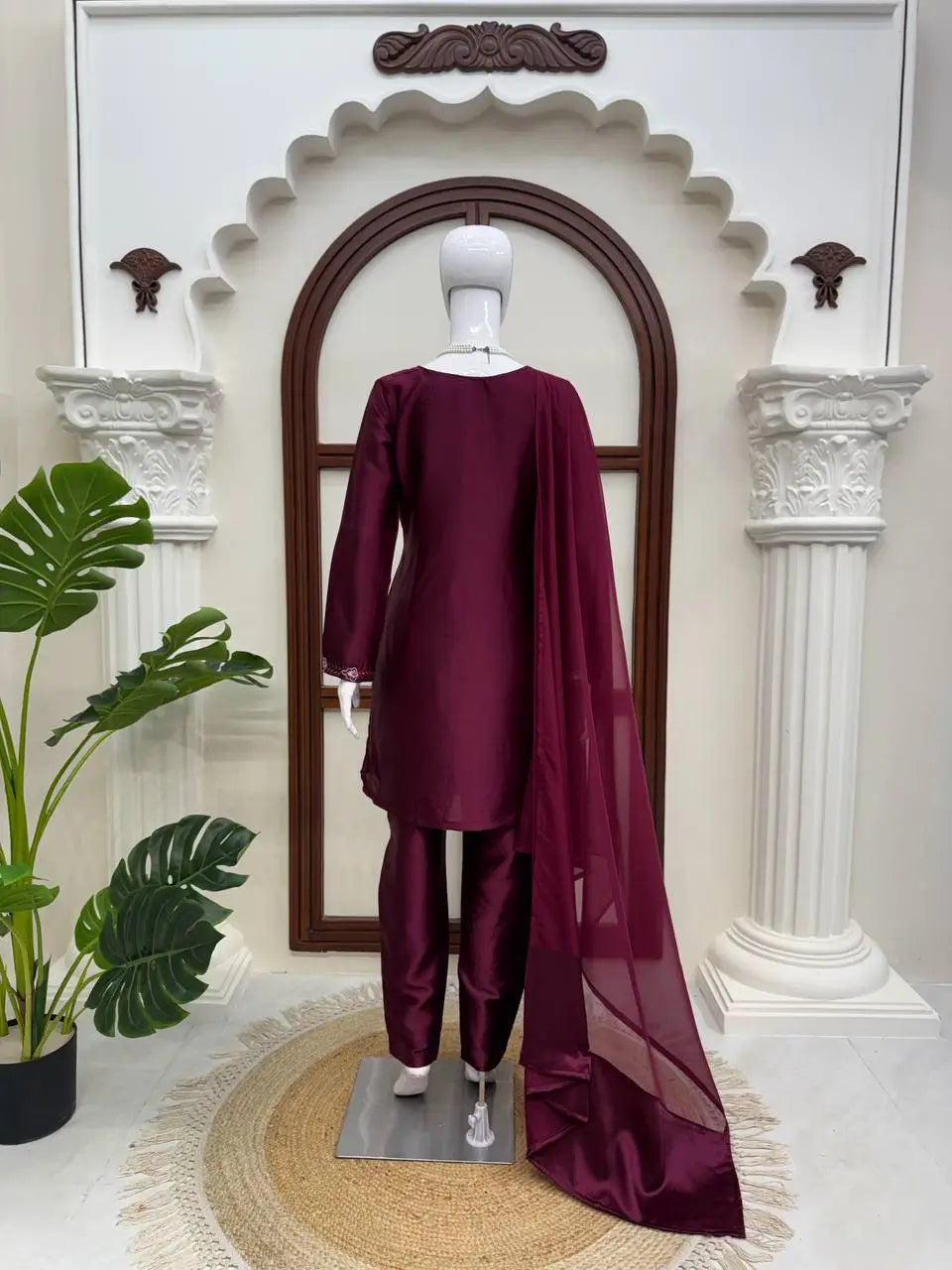 Sapphire Lotus American Silk Farshi Set
