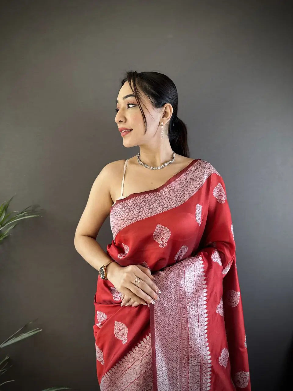 Soft Silk Saree with Rich Zari Border and Woven Pallu