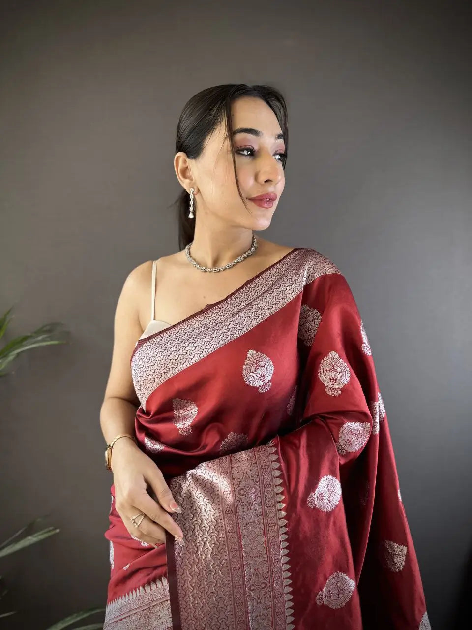 Soft Silk Saree with Rich Zari Border and Woven Pallu