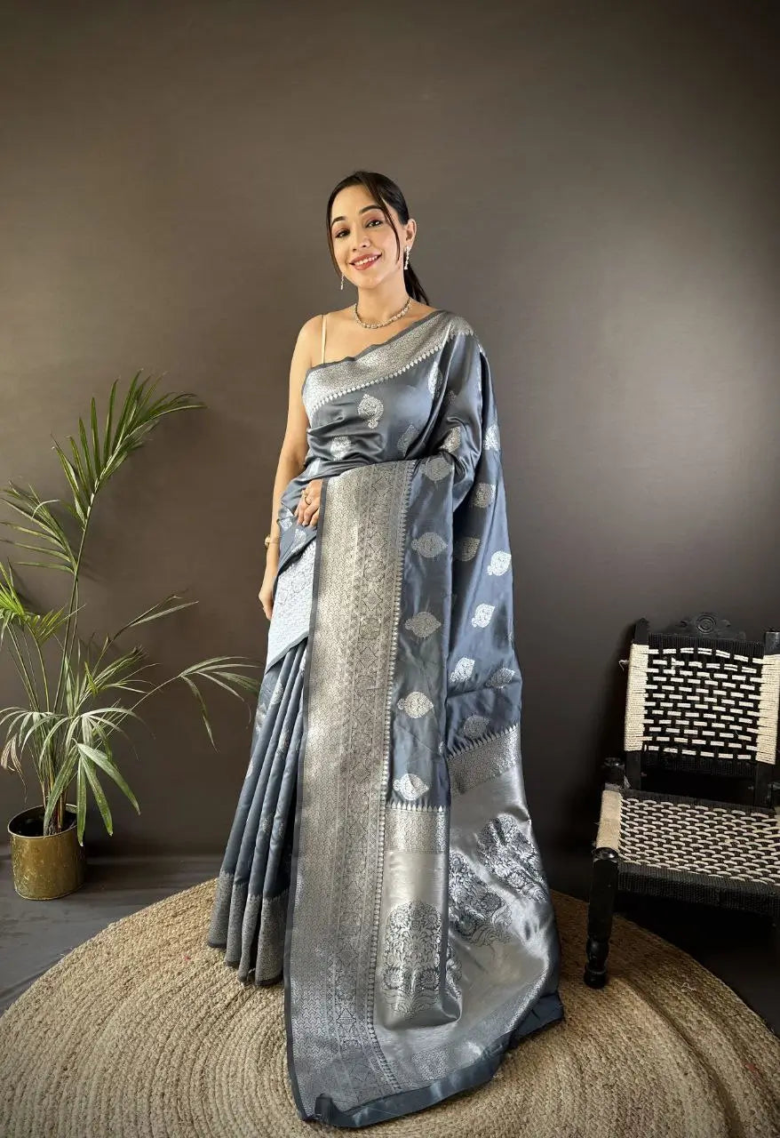 Soft Silk Saree with Rich Zari Border and Woven Pallu