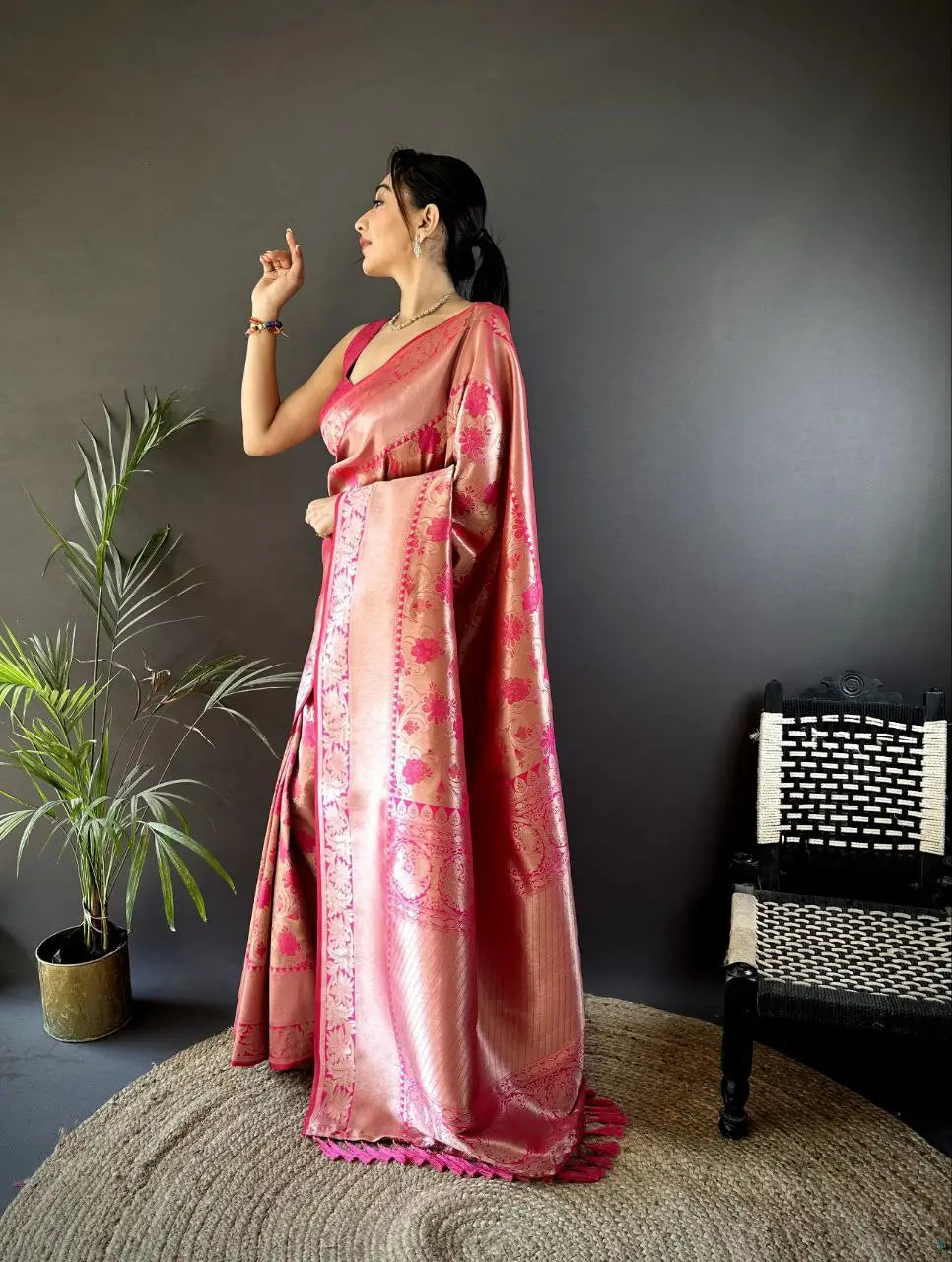 Soft Silk Saree with Rich Zari Border and Woven Pallu