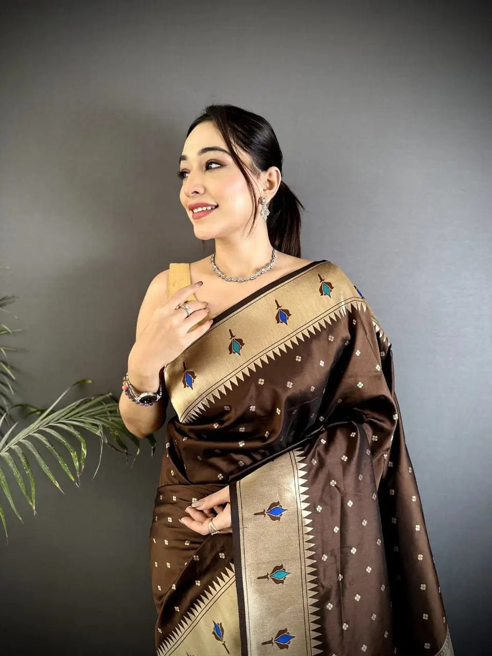 Soft Silk Saree with Rich Zari Border and Woven Pallu