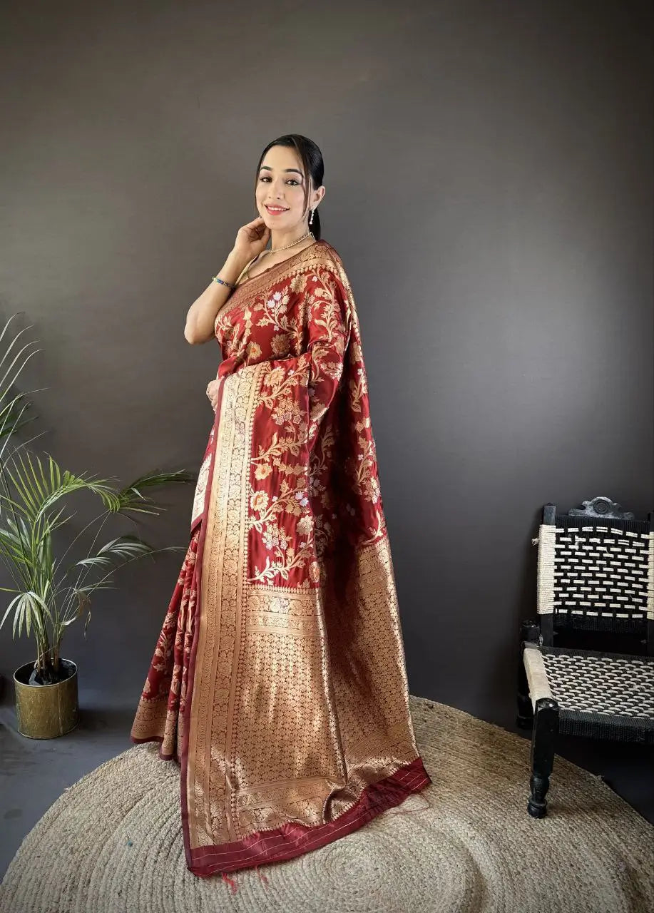 Soft Silk Saree with Rich Zari Border and Woven Pallu