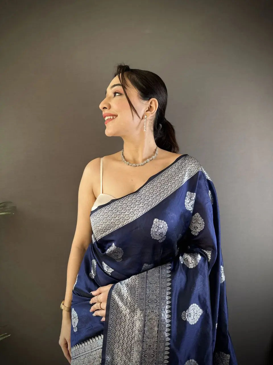 Soft Silk Saree with Rich Zari Border and Woven Pallu