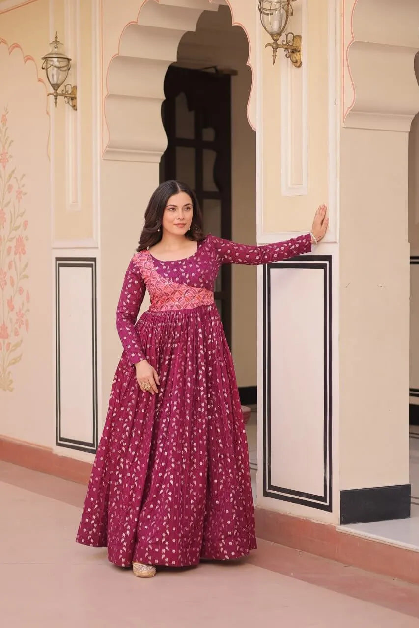 Staple Jacquard Weaving Work Gown | Position Print Choli | Rama & Wine | 3 Mtr Flair