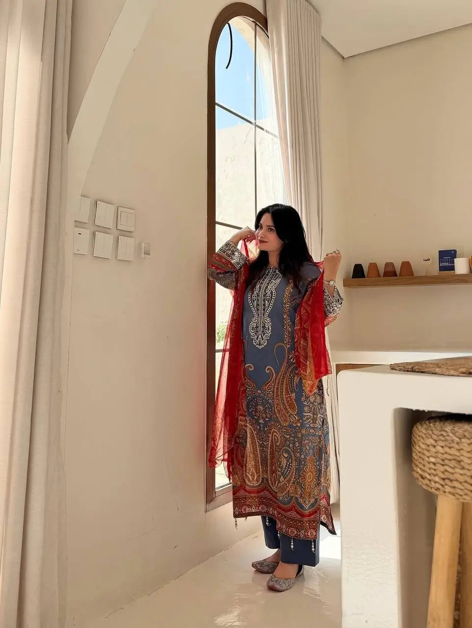 Steel Blue Paisley Chinon Print Kurta Set