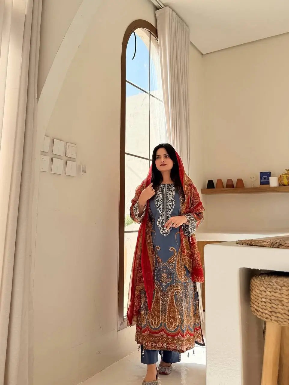 Steel Blue Paisley Chinon Print Kurta Set