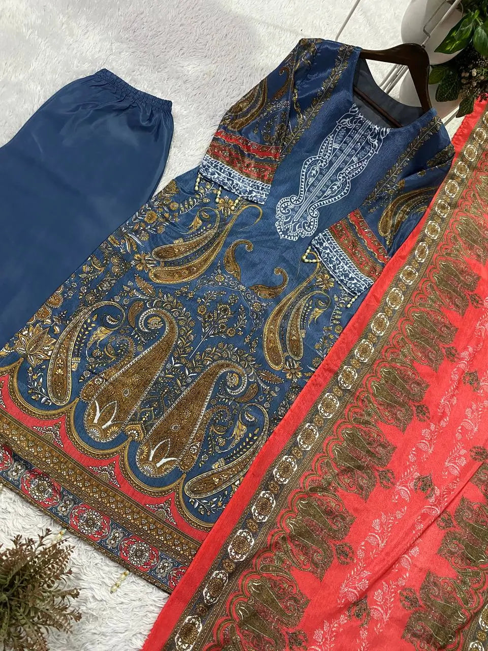 Steel Blue Paisley Chinon Print Kurta Set