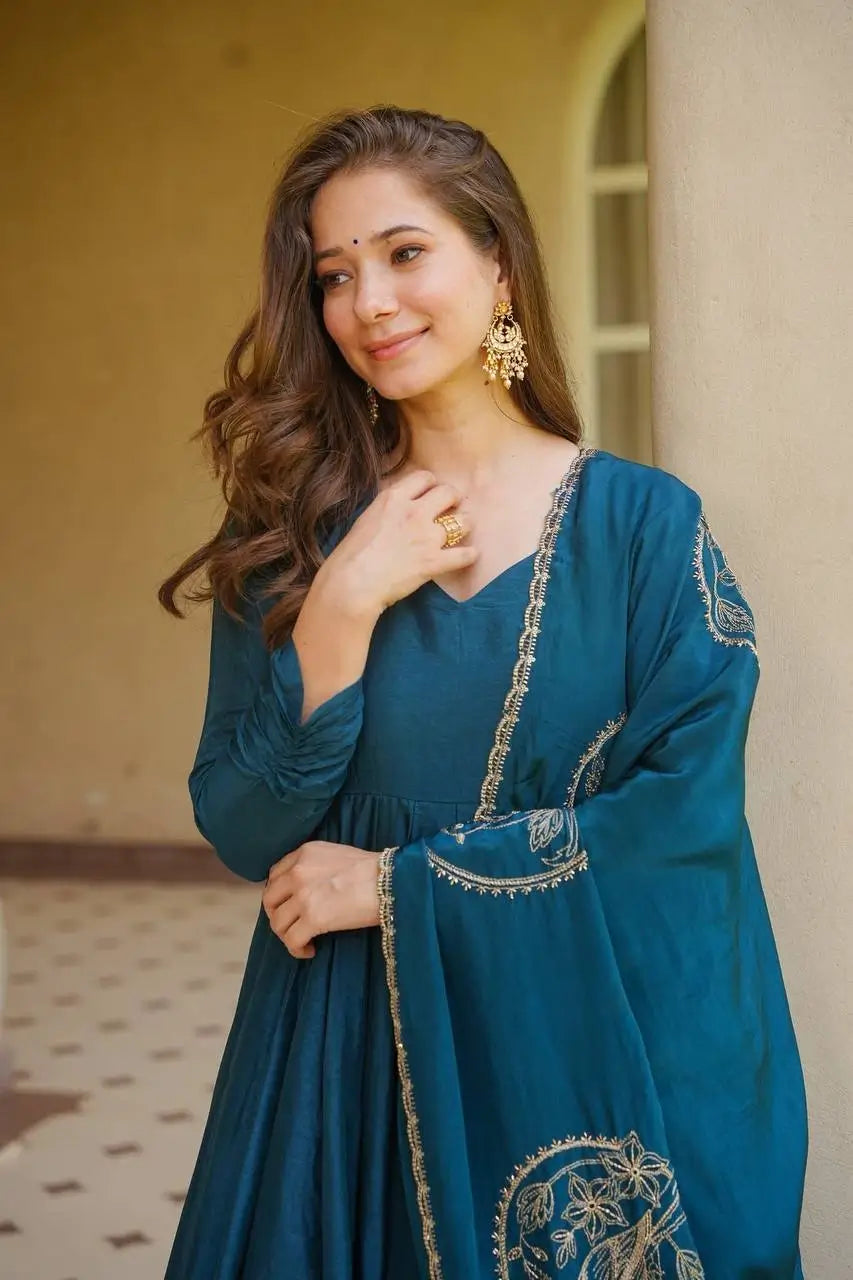 Teal Keyhole Back Anarkali