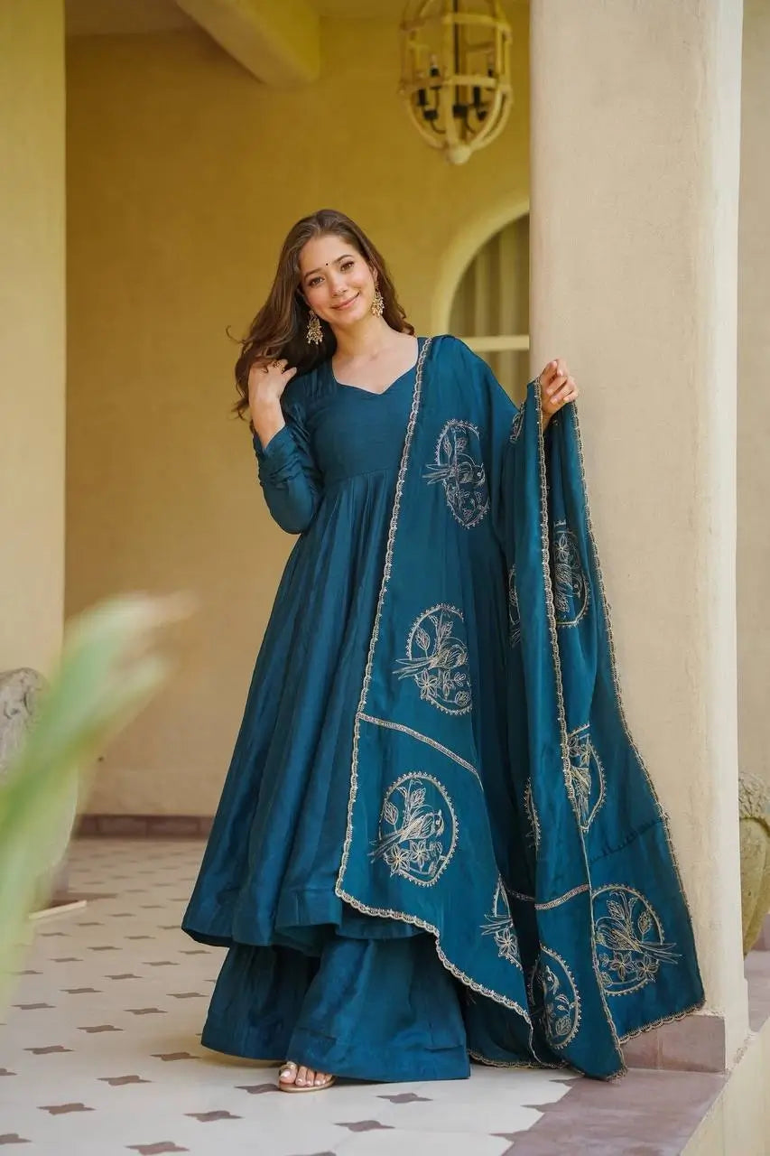 Teal Keyhole Back Anarkali
