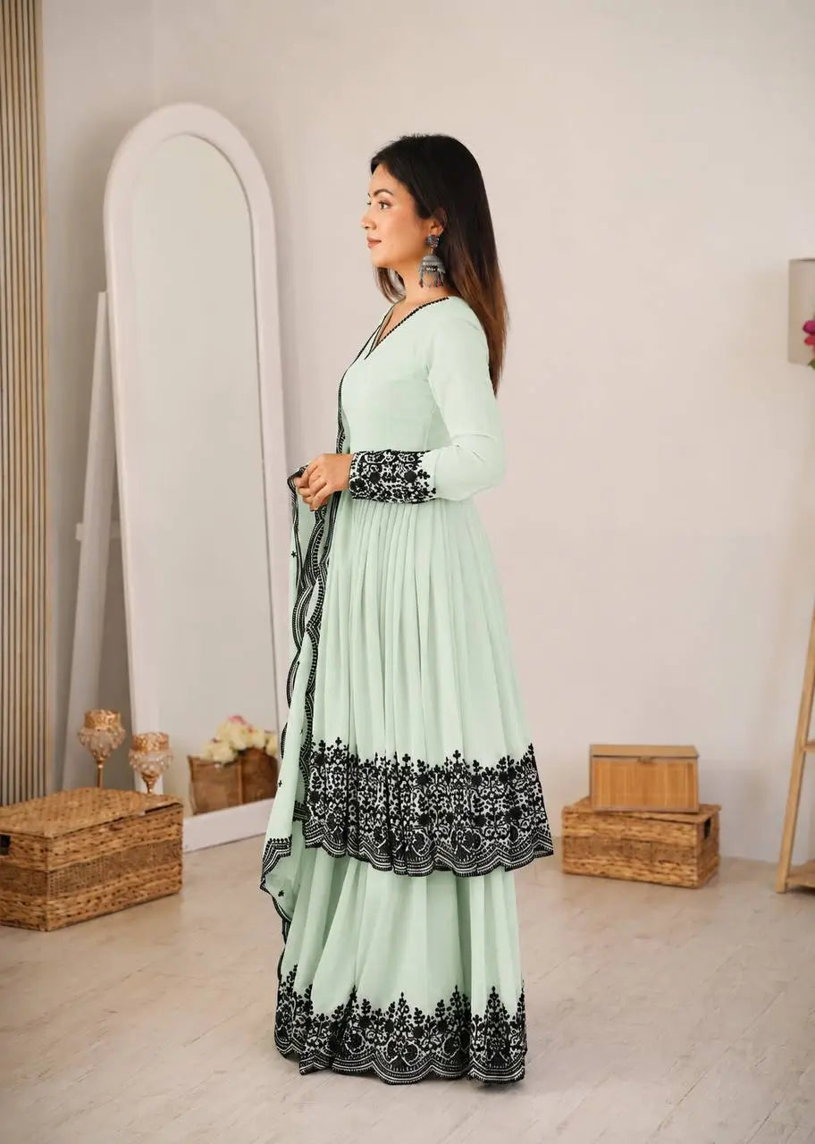 Thread Work Natural Crepe Kurta Pant Set with Dupatta
