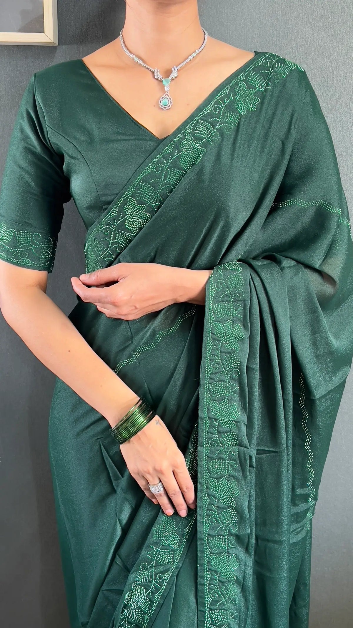 Tone-on-Tone Georgette Saree