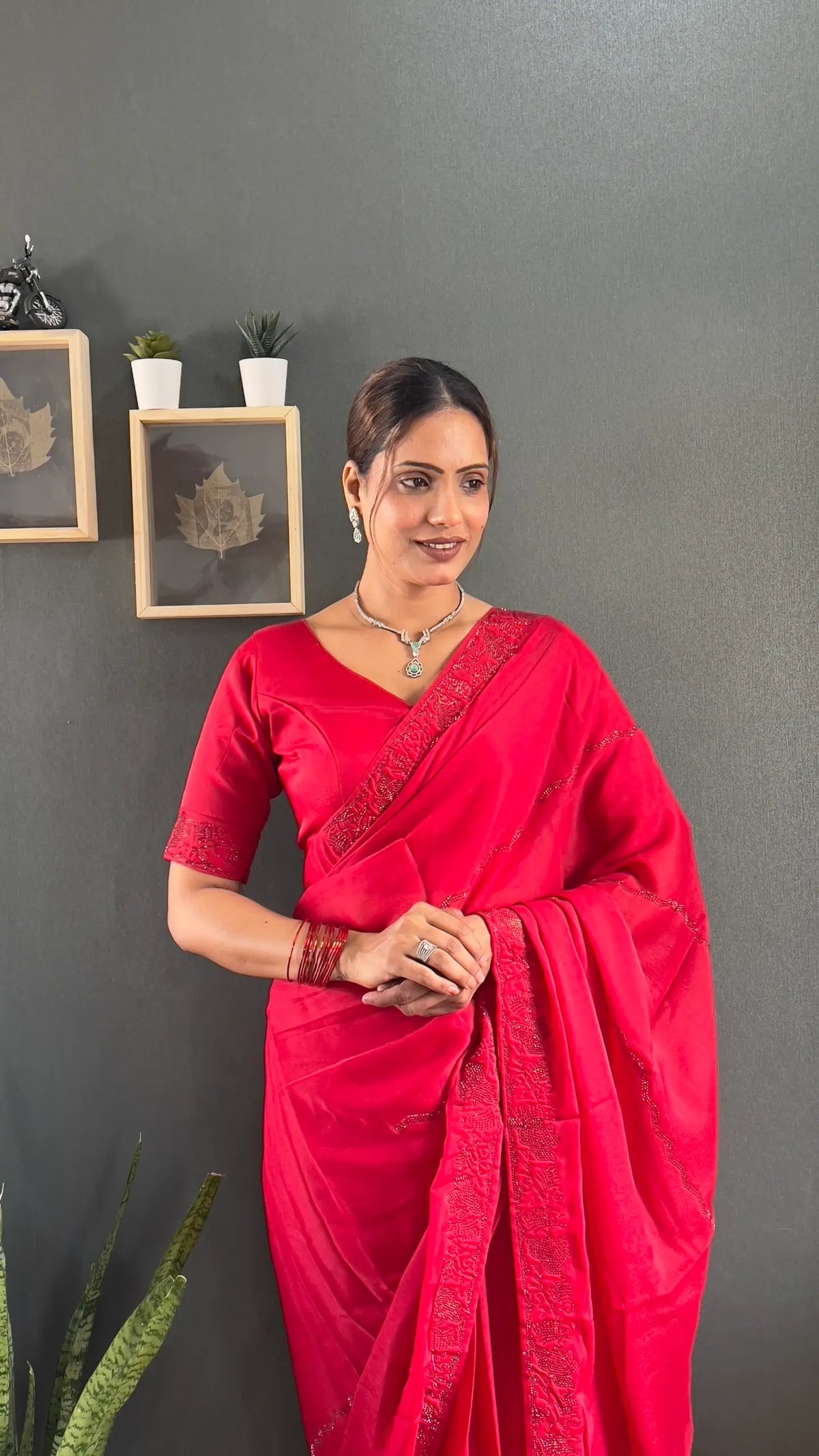 Tone-on-Tone Georgette Saree