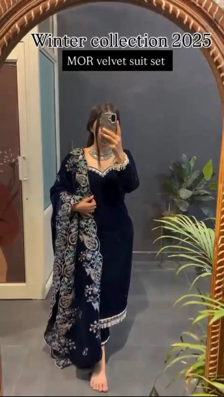 Velvet Embroidered Suit Set with Velvet Dupatta