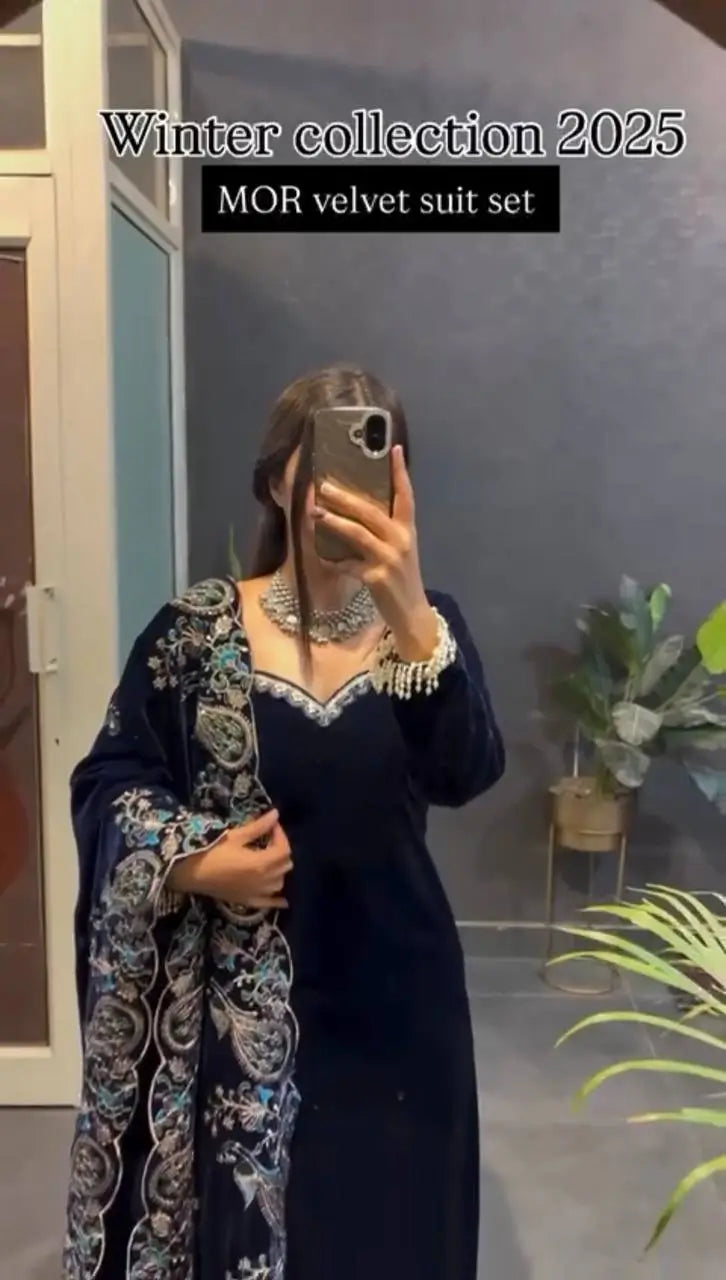 Velvet Embroidered Suit Set with Velvet Dupatta
