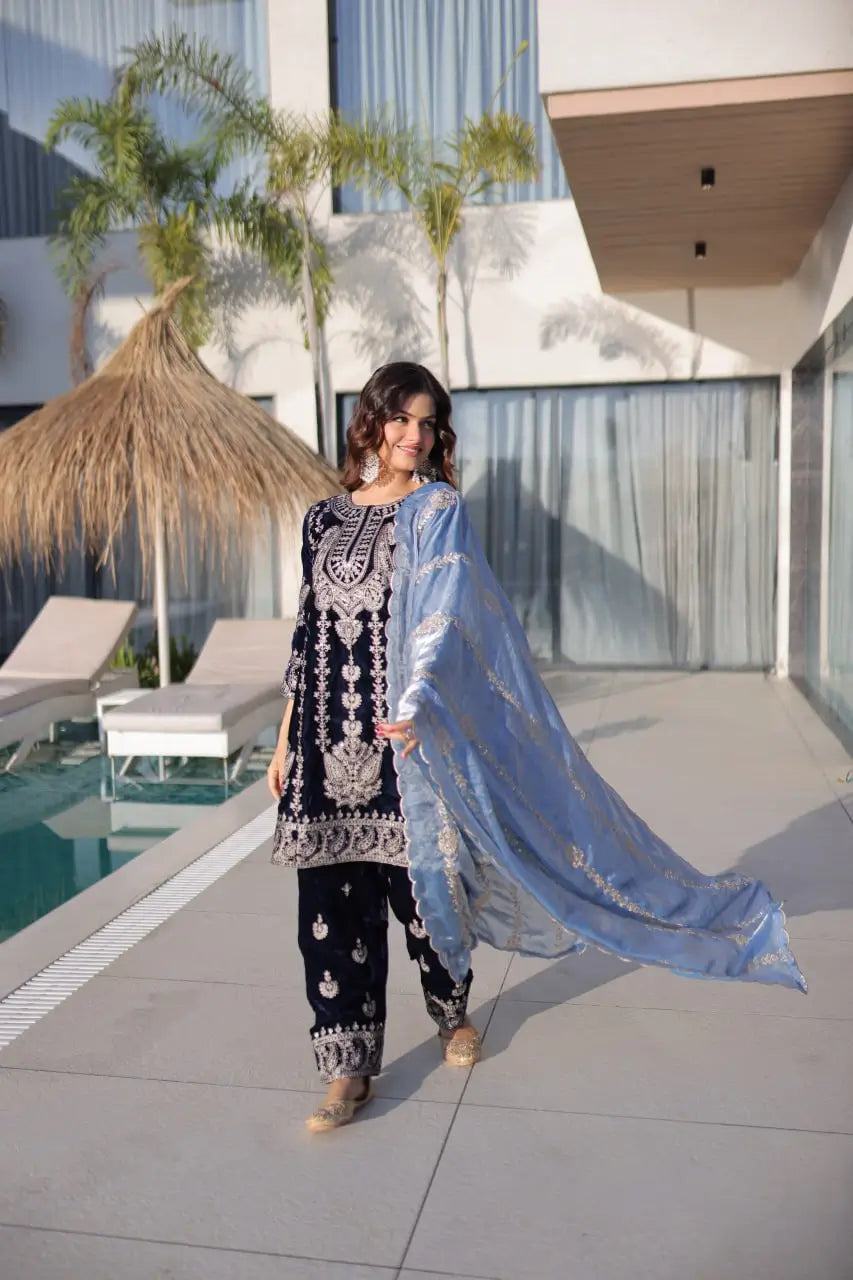 Velvet Zari Embroidered Kurta Pant Set With Dupatta