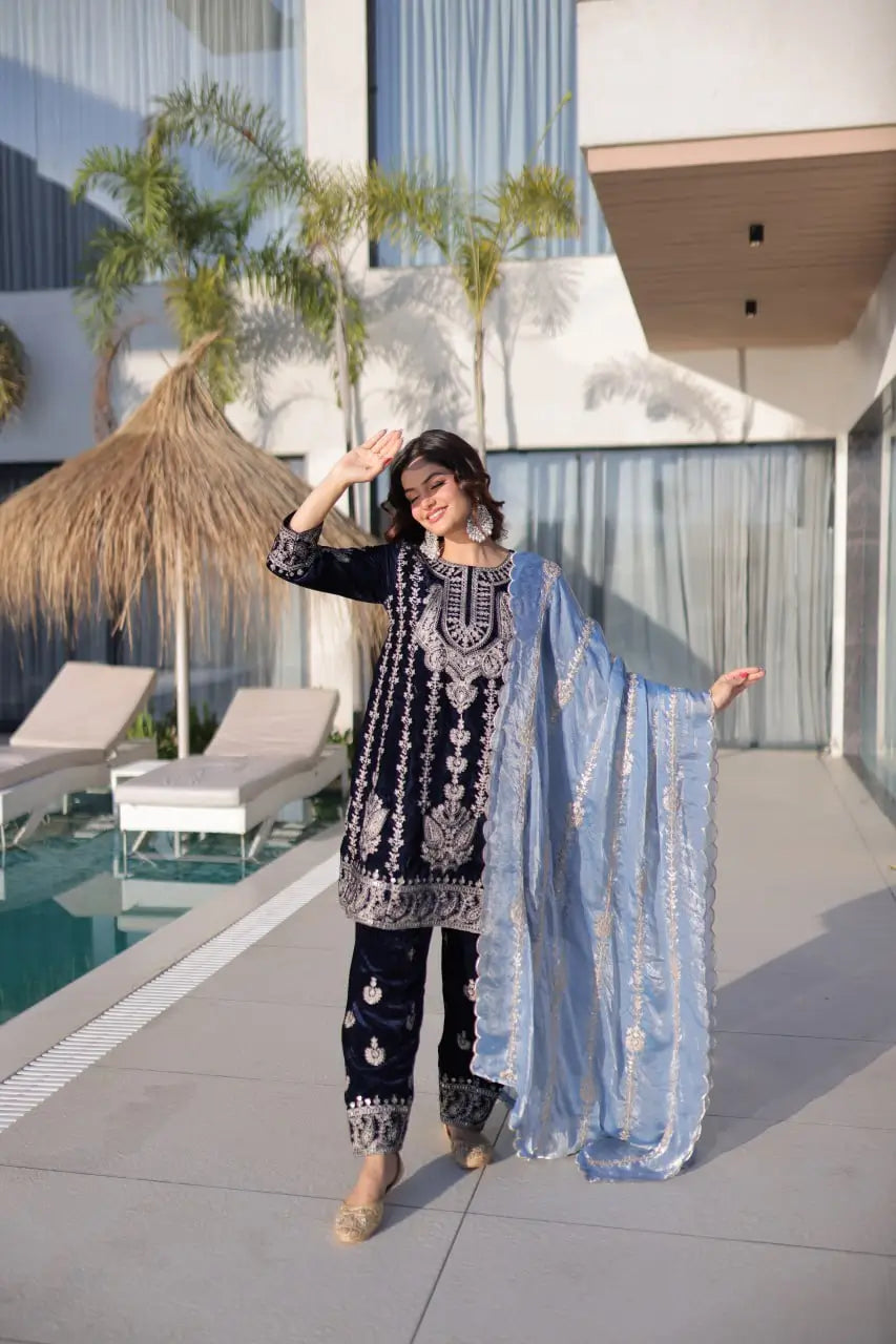 Velvet Zari Embroidered Kurta Pant Set With Dupatta