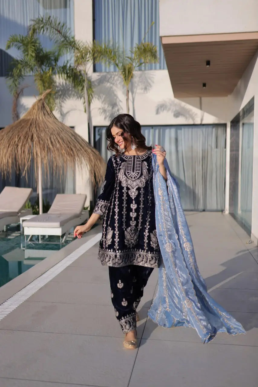 Velvet Zari Embroidered Kurta Pant Set With Dupatta