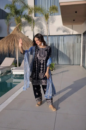 Velvet Zari Embroidered Kurta Pant Set With Dupatta