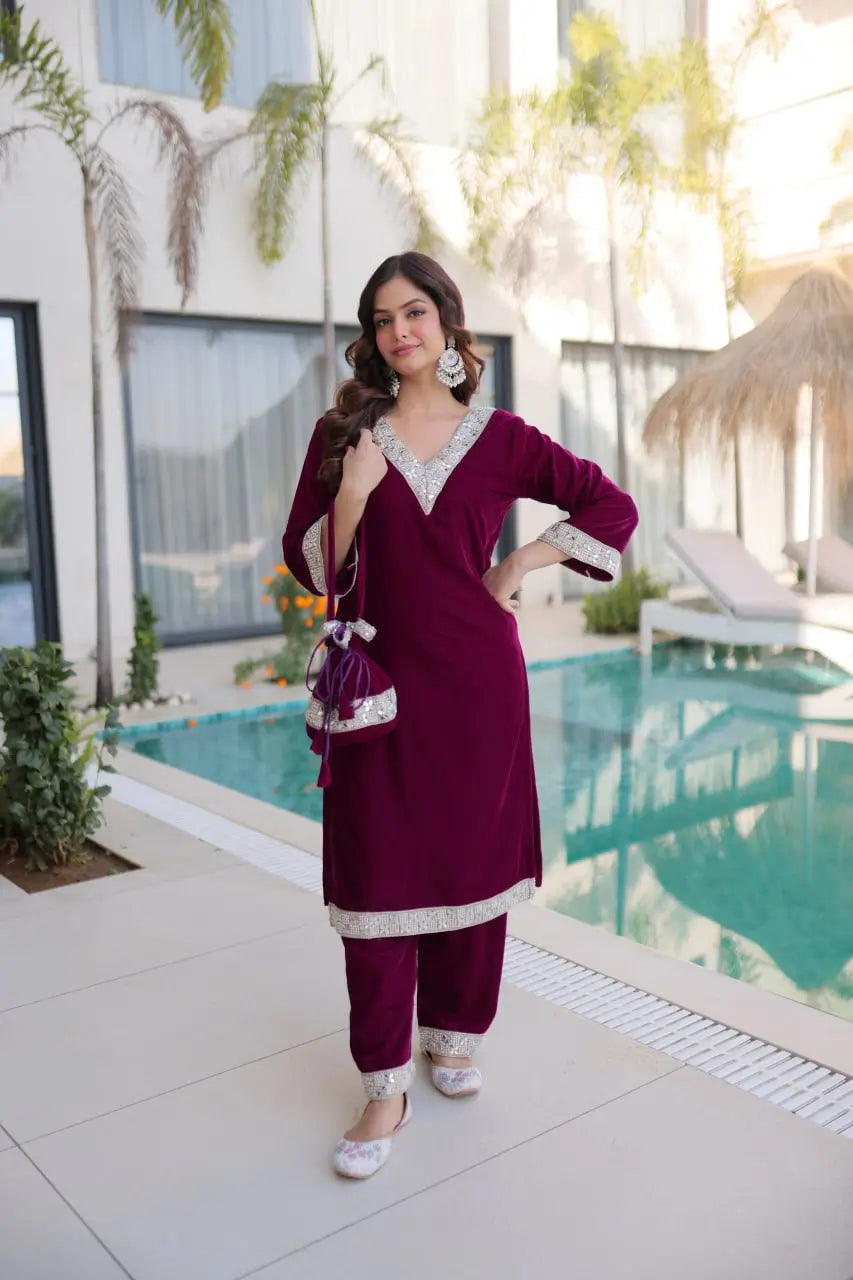 Velvet Zari Mirror Work Kurta Pant Set With Batwa